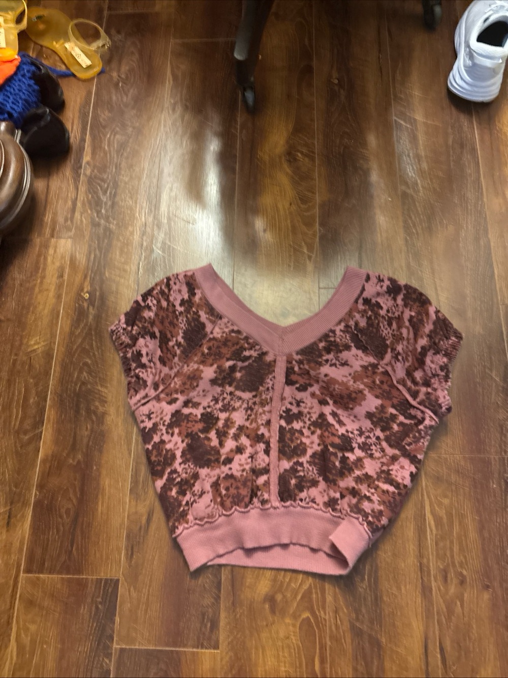 Pilcro for Anthropology Sweatshirt Sz M Dolman Short Sleeve Pink Floral Terry